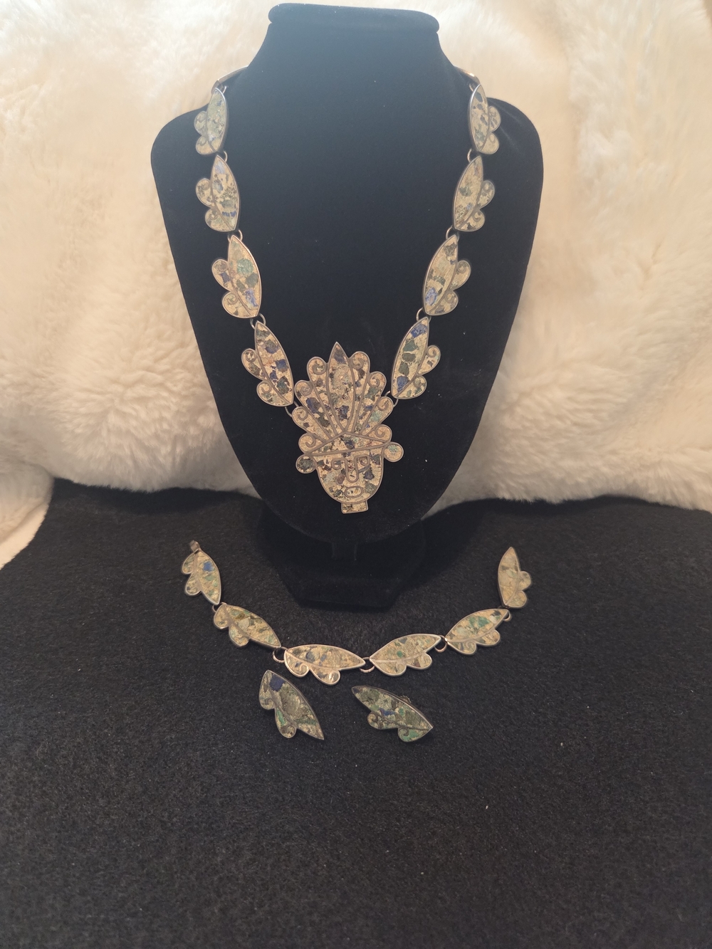 Sterling silver (Over 2 Oz) Turquoise inlaid Statement Necklace Set